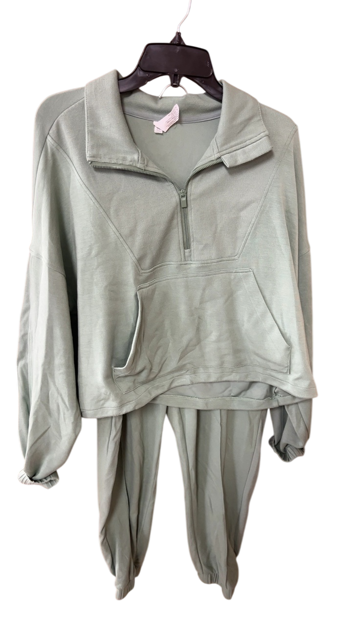 Unbranded 2 piece set XL Light Green