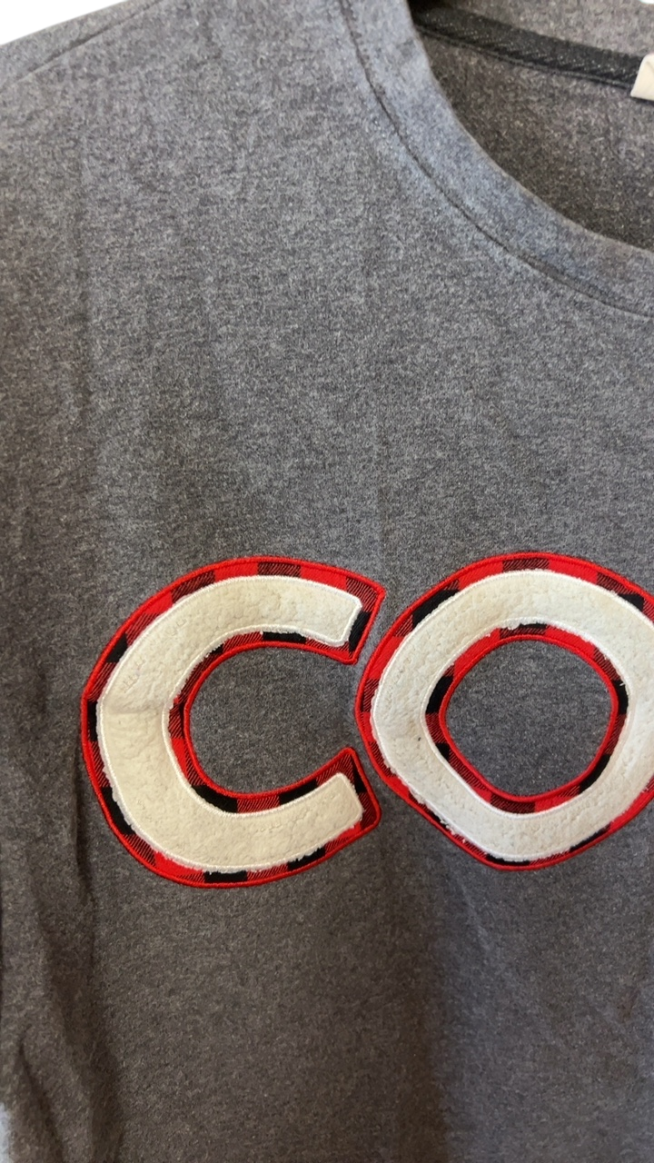 Boutique Sweatshirt Large Gray