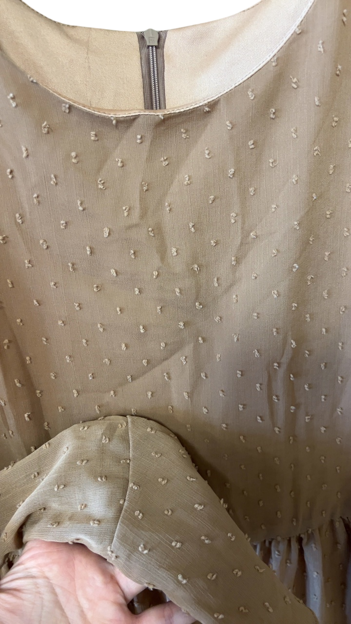Dress Medium Beige