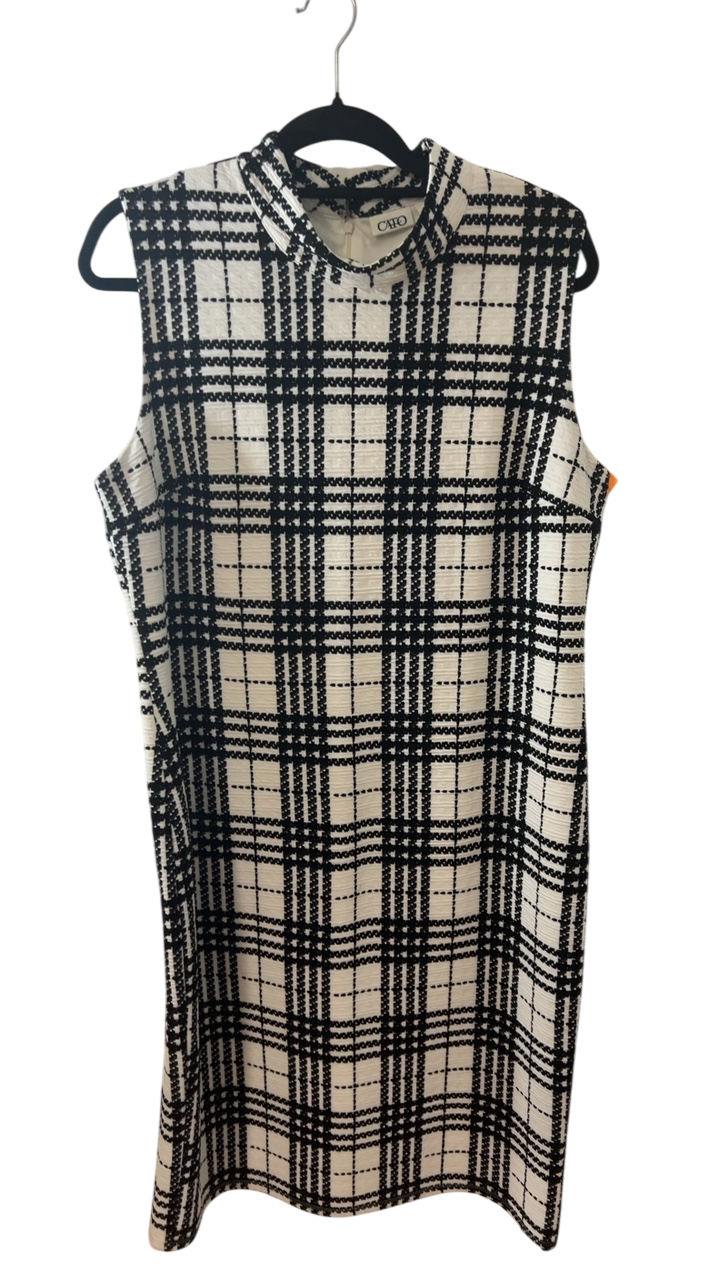 Okko Dress XL Black and White