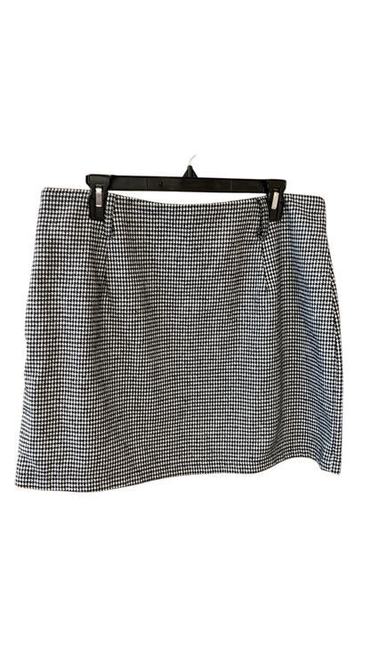 Skirt 0XL Black and white