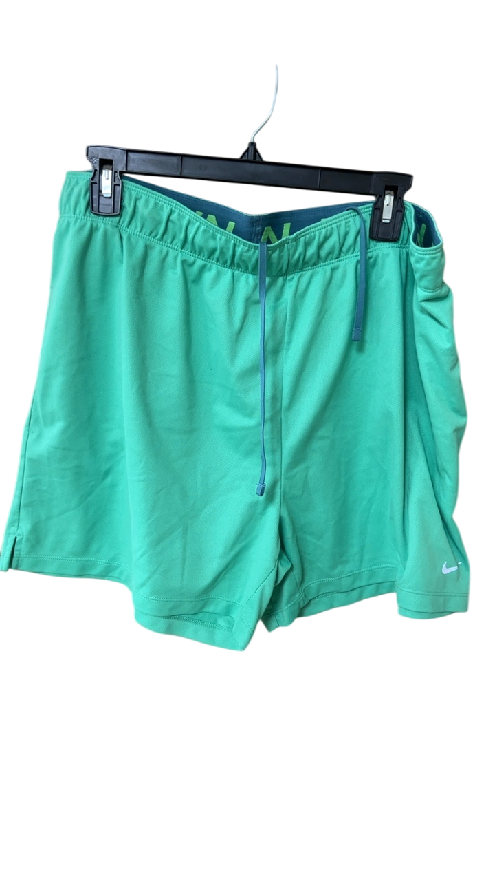 Nike shorts XL Mint green