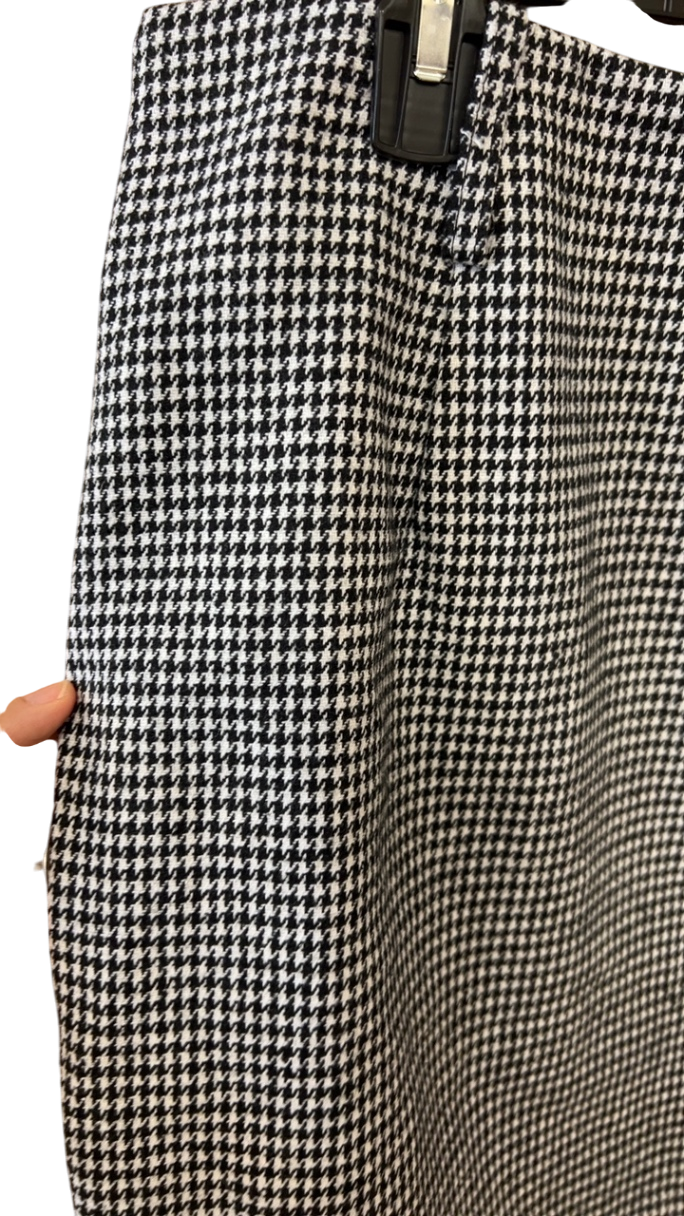 Skirt 0XL Black and white