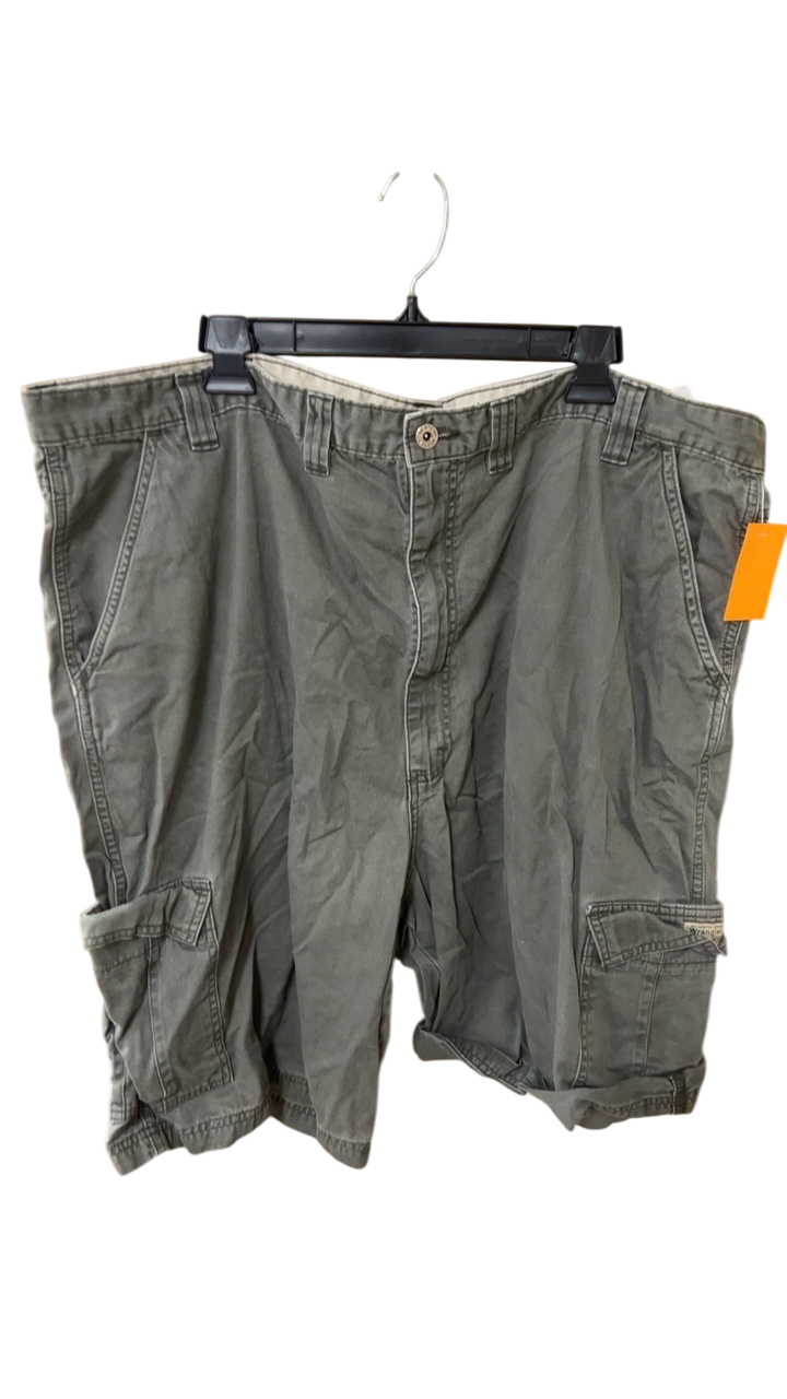 MENS Shorts 40 Olive green
