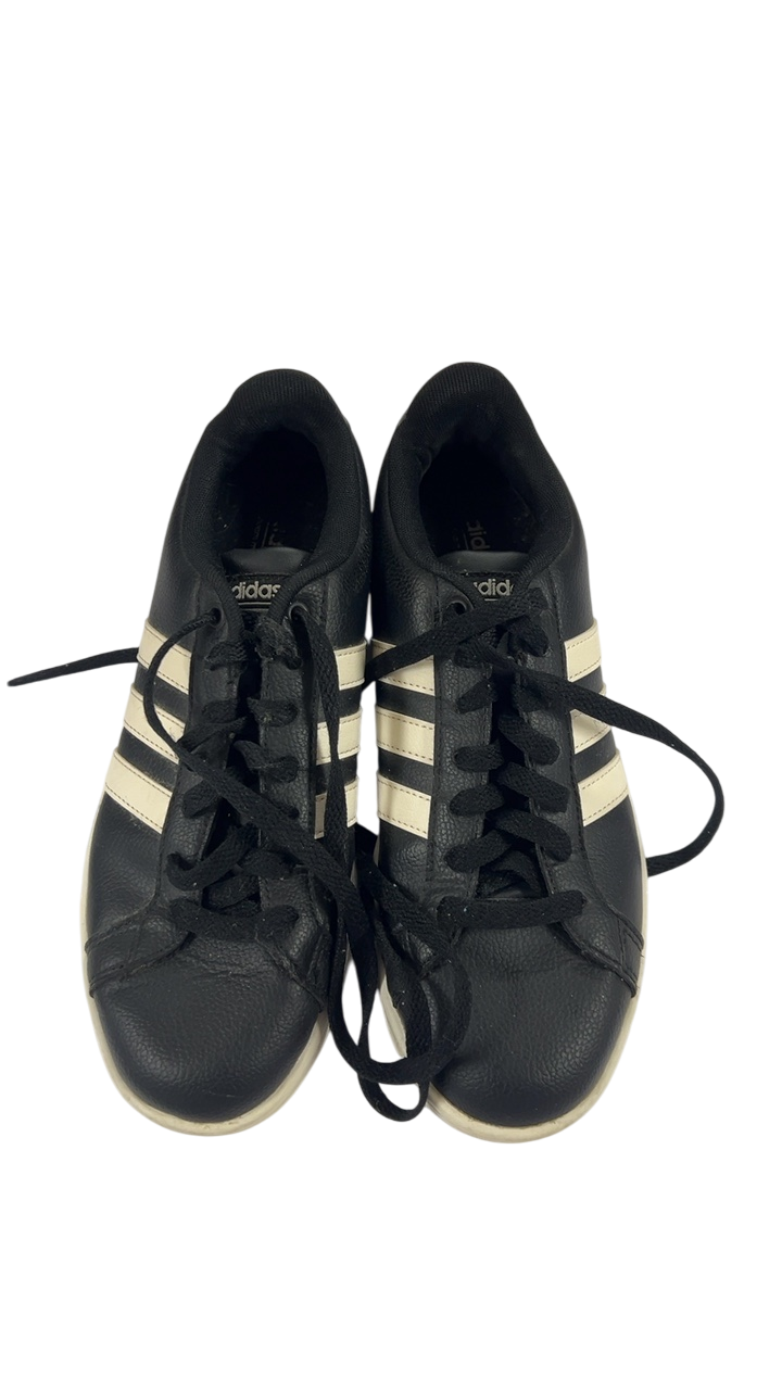 Adidas Sneakers 8.5 Black and White