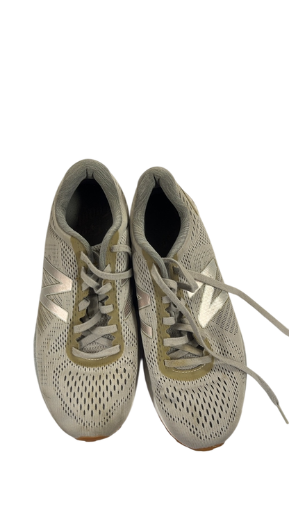 New Balance Sneakers 8 Beige and gold