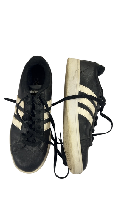 Adidas Sneakers 8.5 Black and White