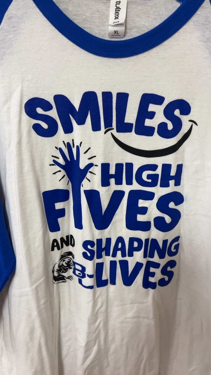 Bears T-Shirt XL White and Blue
