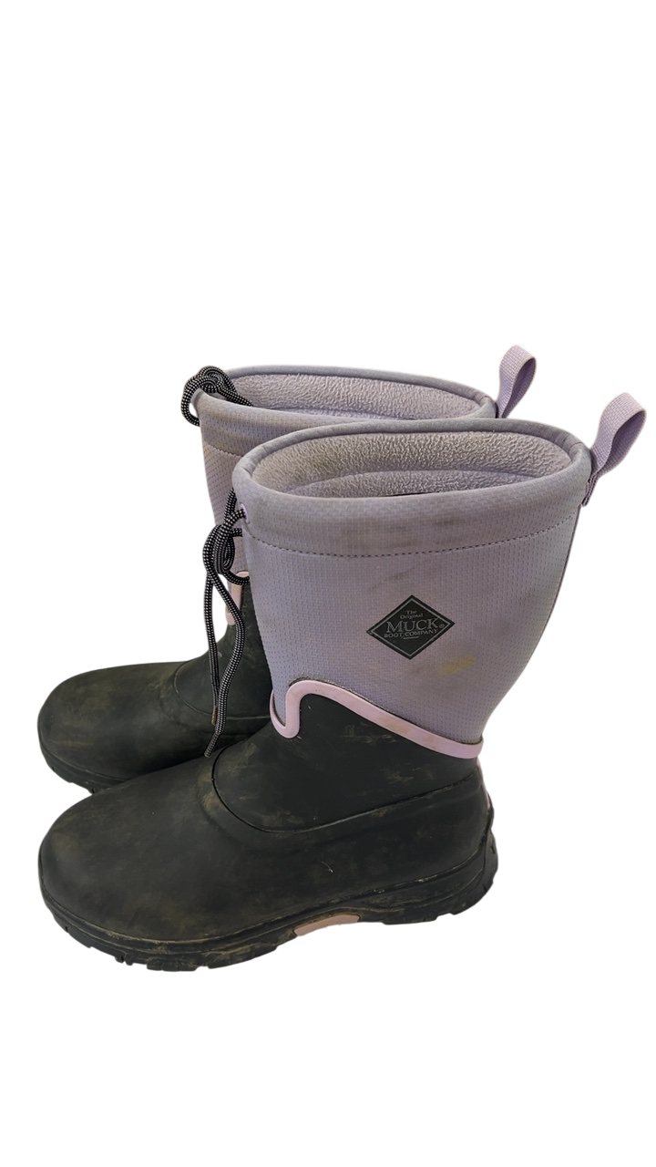 Muck Boot Company Boots 6 Black and Light Pink