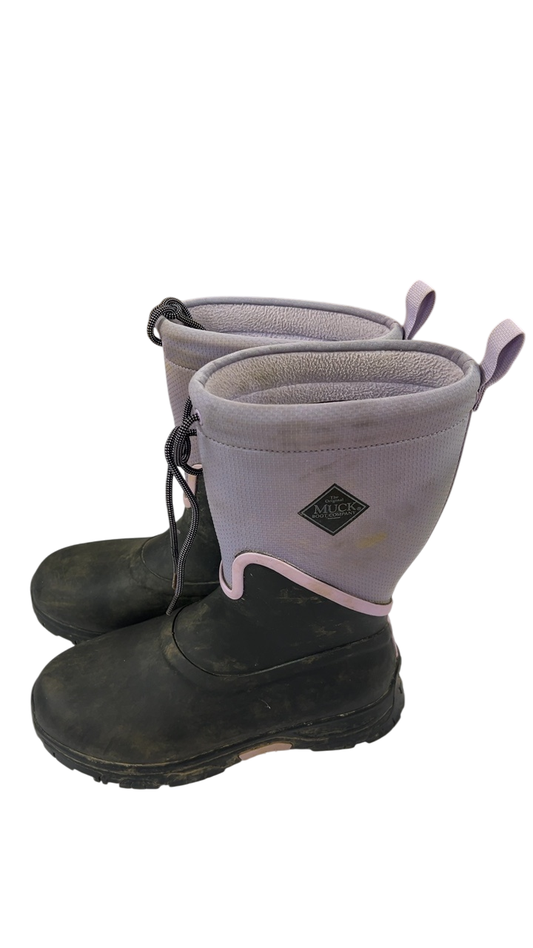 Muck Boot Company Boots 6 Black and Light Pink