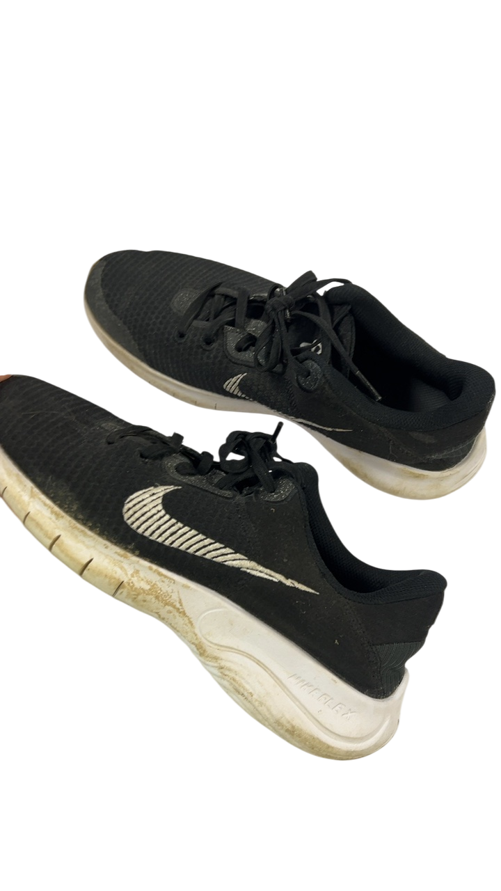 Nike Sneakers 9.5 Black