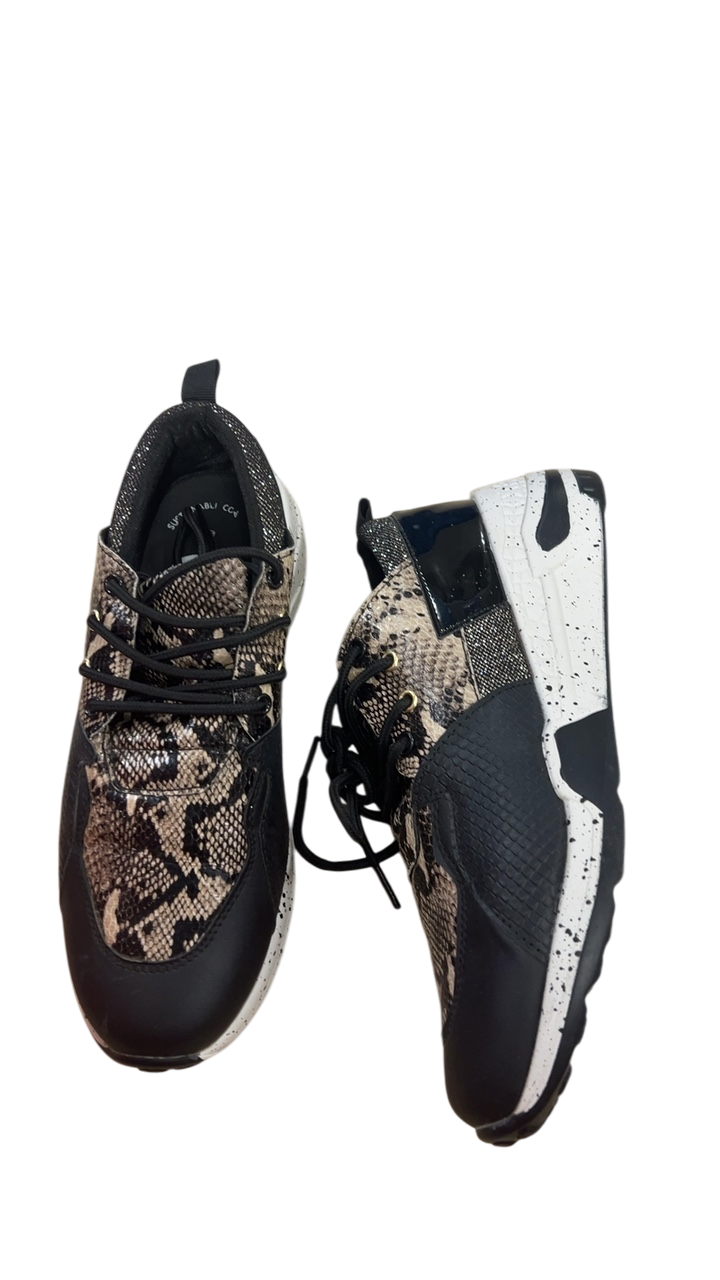 Not specified Sneakers 9 Beige, Black, White