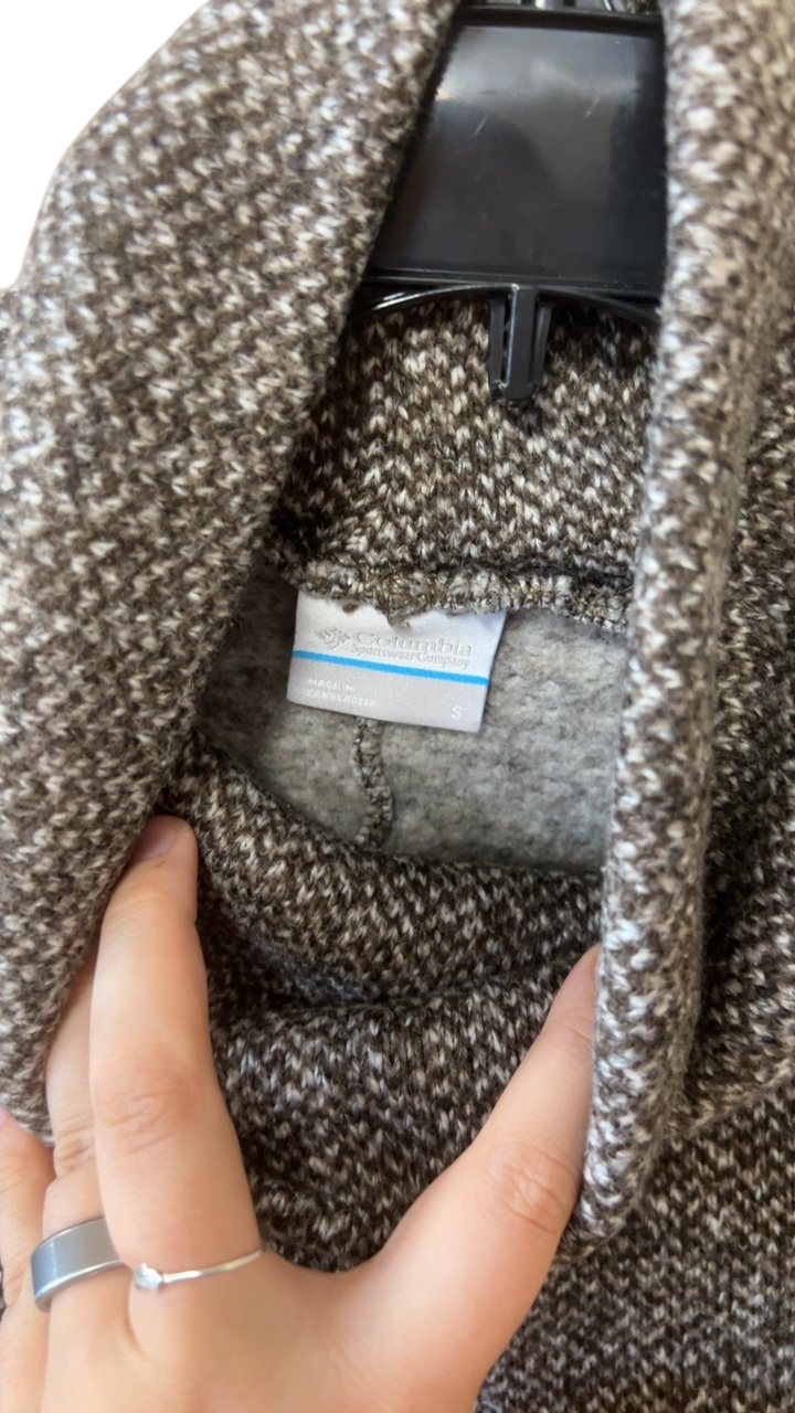 Columbia Sweater Small Brown and White