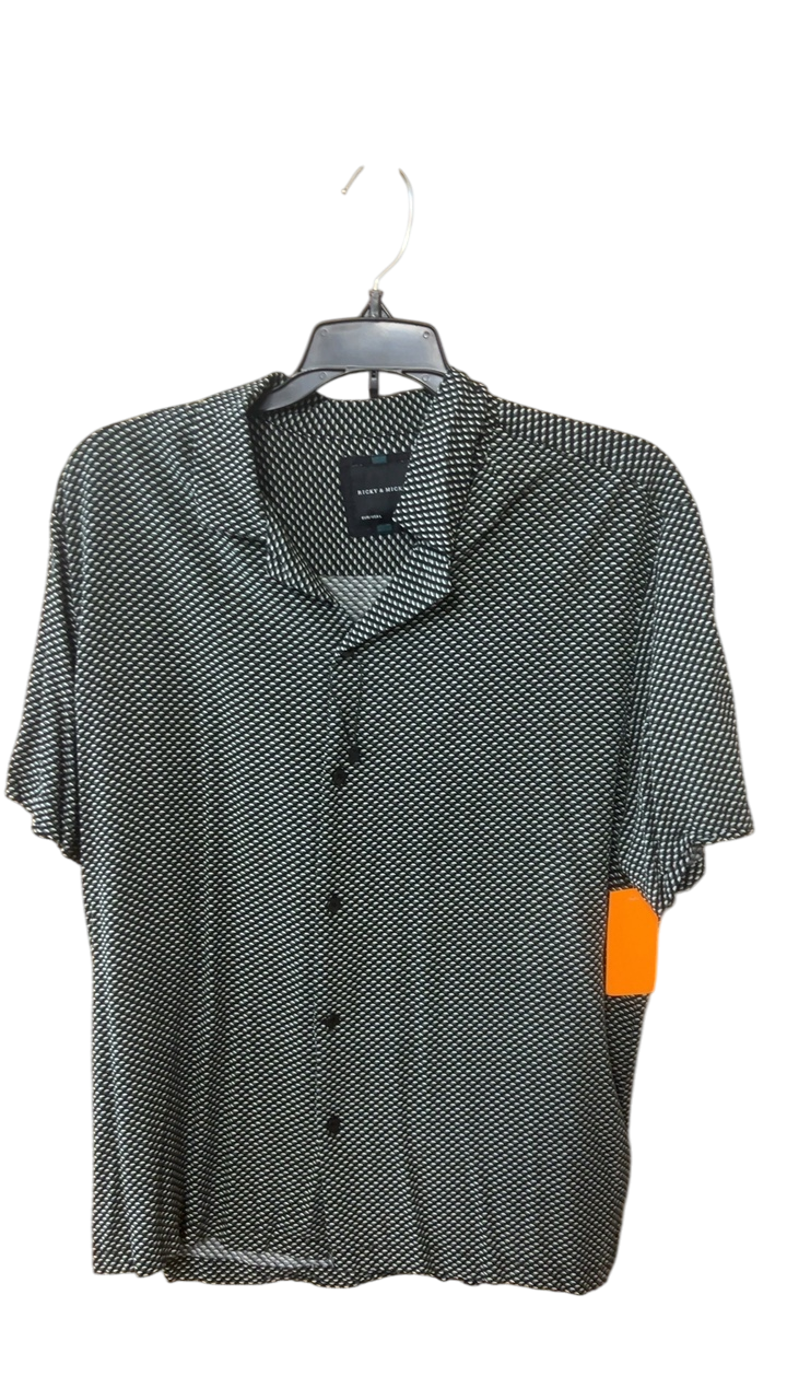 Shirt MENS Large Black and white