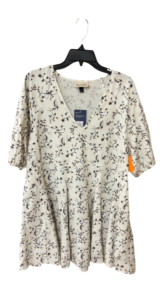Unknown Dress XL Cream/Beige with black floral pattern