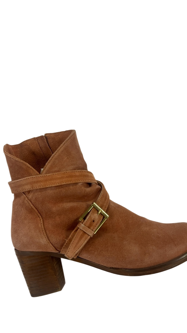 Unknown Boots 8.5 Tan