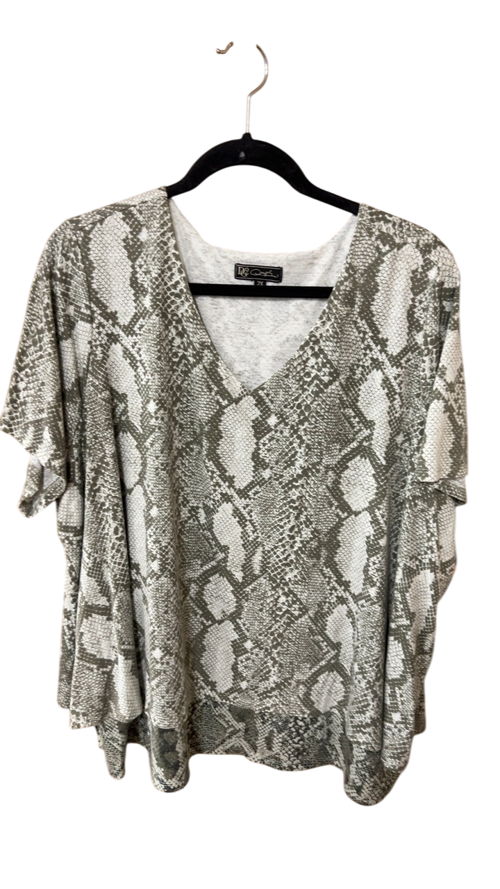 Blouse 2X Beige and snakeskin pattern
