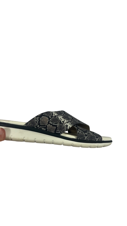 easy spirit Sandals 8 Black, White and Gray