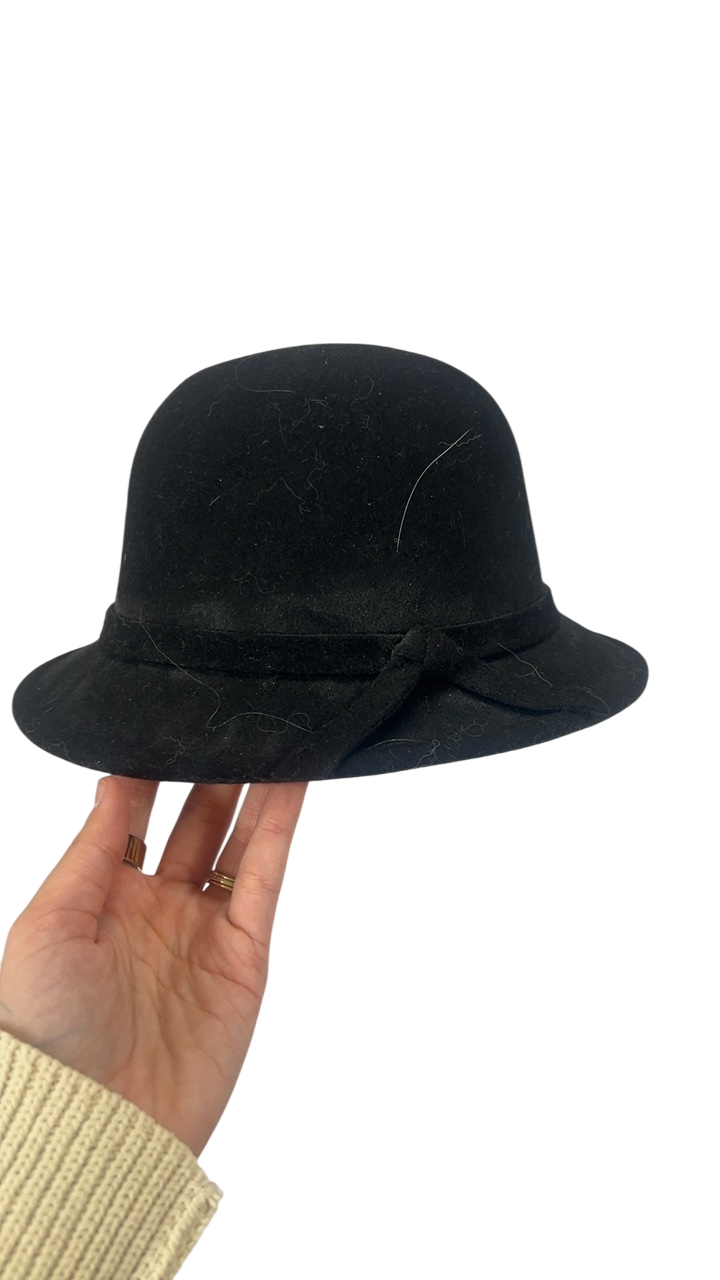 Hat Black