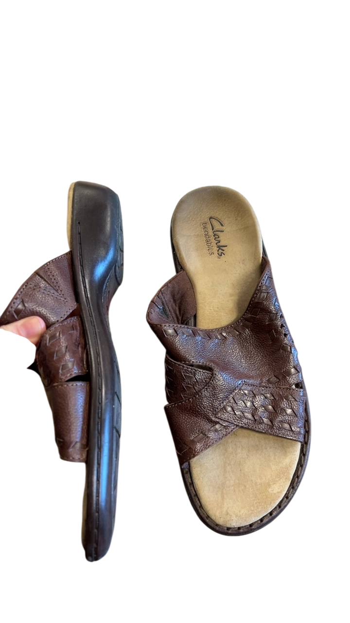 Clarks Sandals 9 Brown