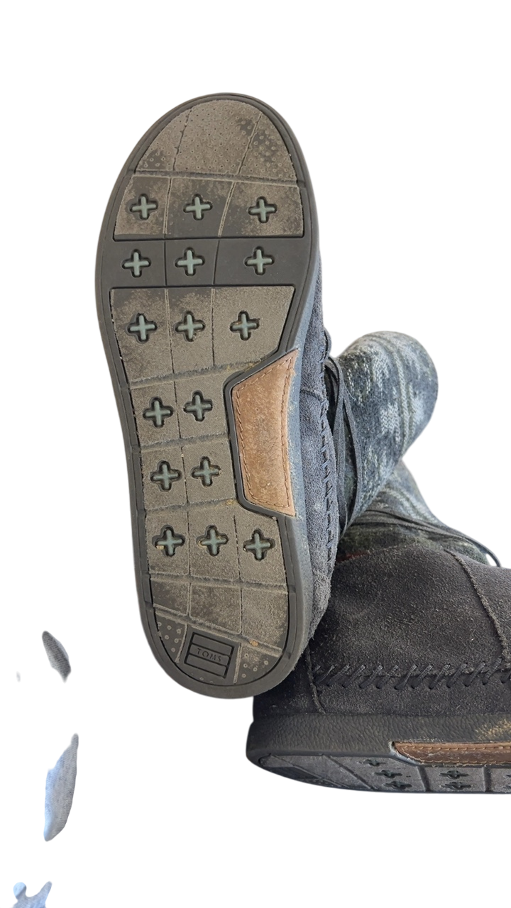 Toms Boots 8.5 Gray