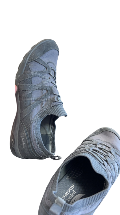 Skechers Sneakers 8.5 Gray
