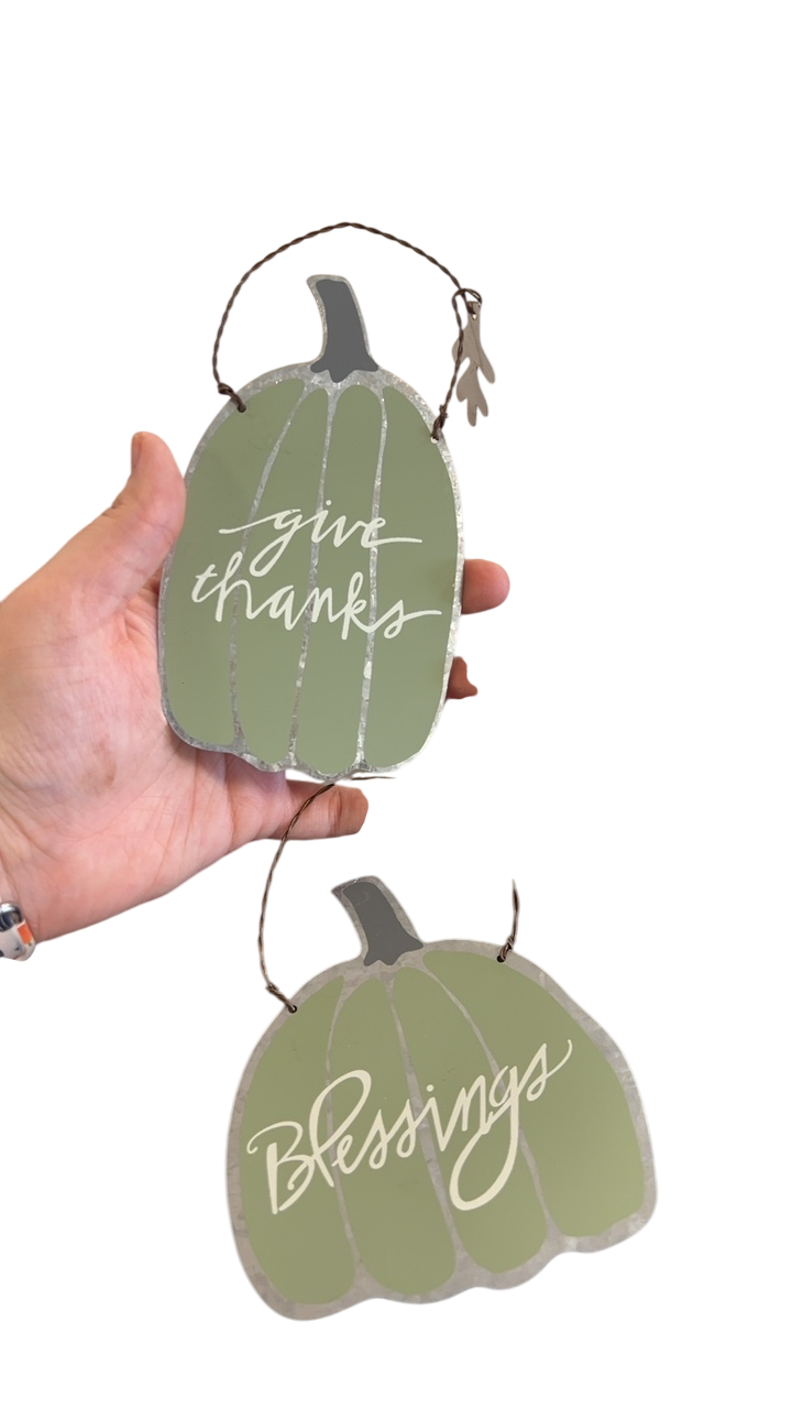 Pumpkin Decorative Sign set Green