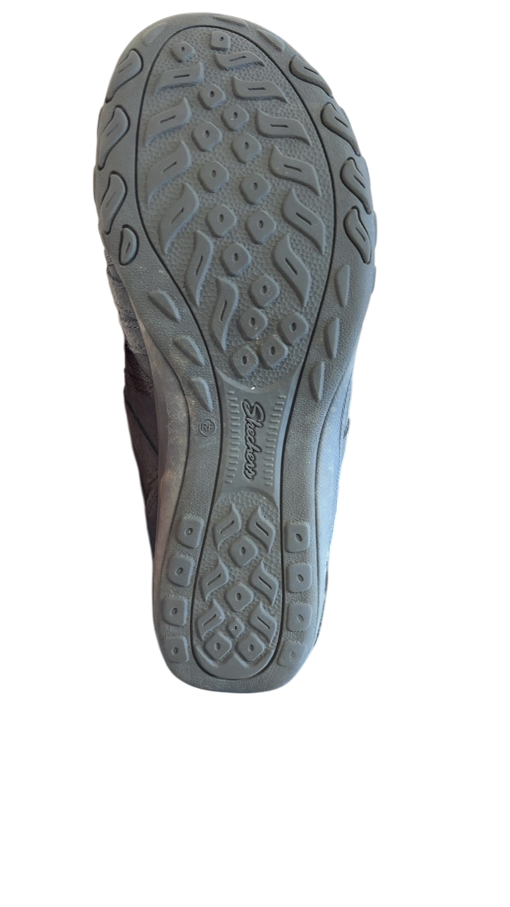 Skechers Sneakers 8.5 Gray