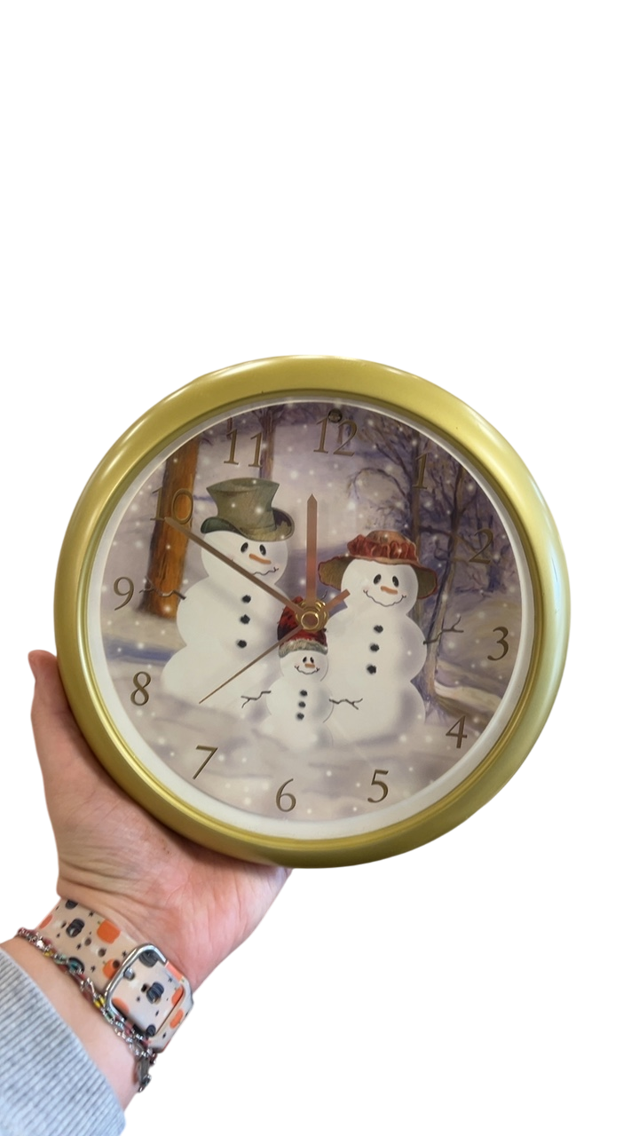 Snowman Clock 