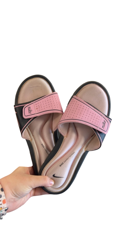 Nike Sandals 9 Pink and Black