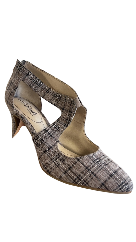 Pumps 8.5 Beige and Brown