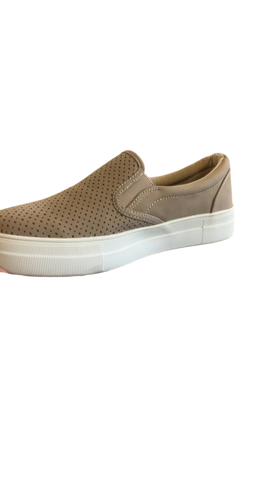 Slip-on Shoes WOMENS 9 Beige