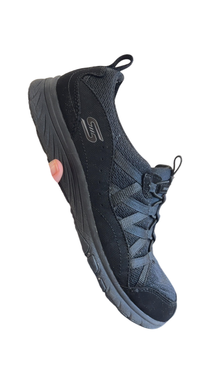 Skechers Sneakers 8.5 Black