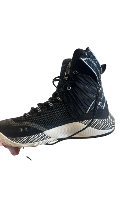 Under Armour Sneakers/Basketball WOMENS 8.5 Black and White