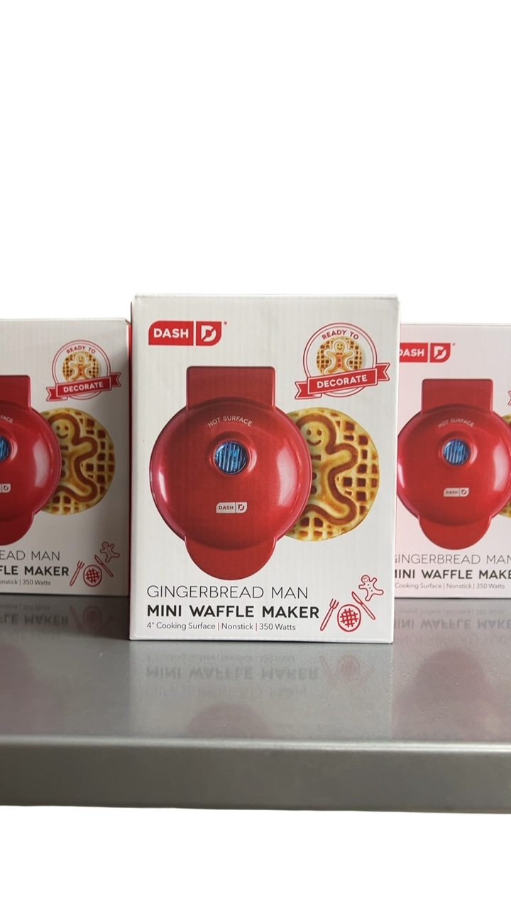 DASH Kitchen Appliance Red