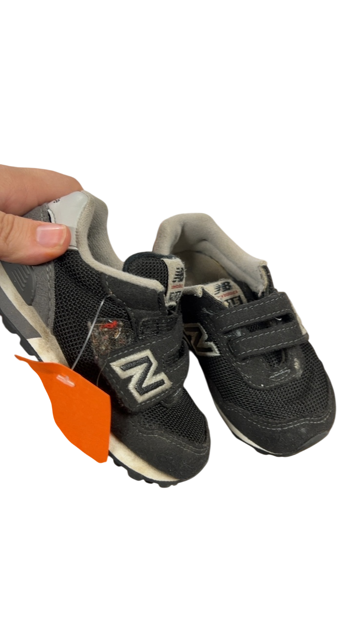 New Balance Sneakers YOUTH 6 Black