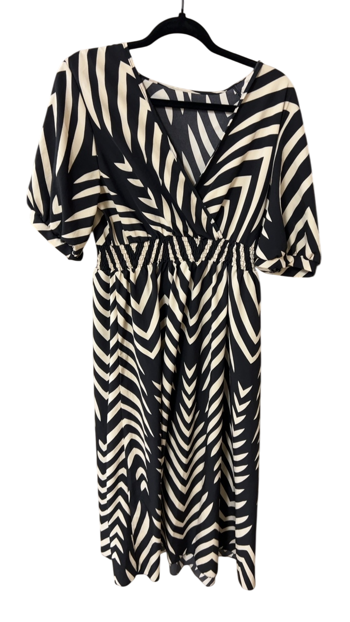 Dress Large Black and White