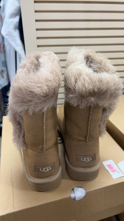 UGG Boots 7 Beige