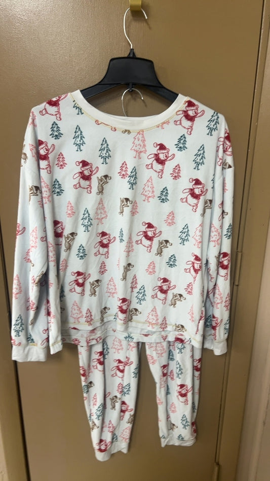 PJ Set Large White with red, blue, and brown prints