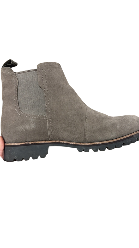 Chaco Boots 10 Gray