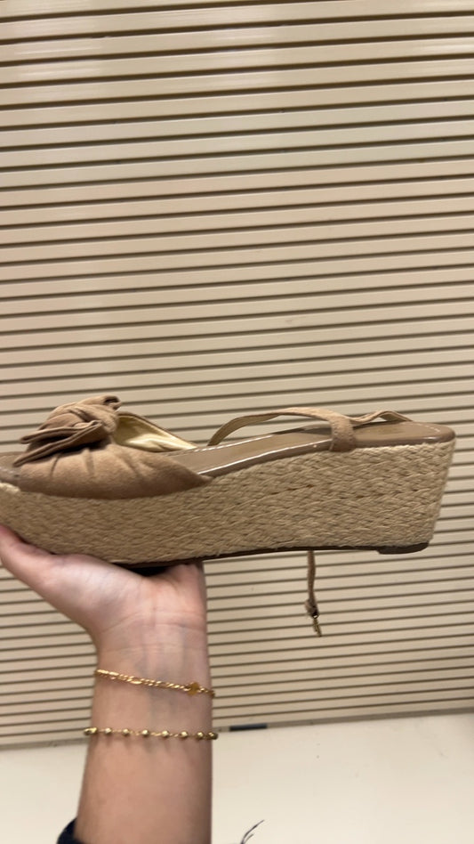 Liz Claiborne Sandals 9.5 Beige