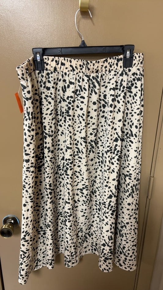  Skirt 3XL Beige with black spots