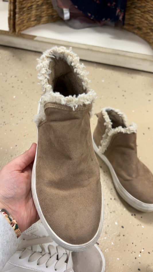 Boots 6.5 Beige