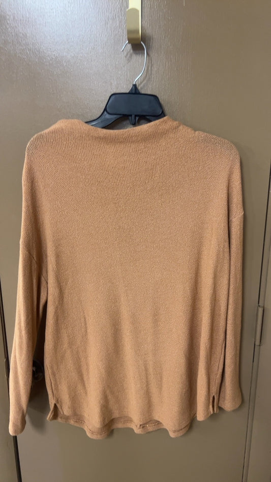 Old Navy Sweater Large Beige