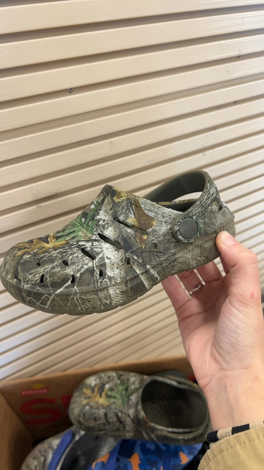 Shoes Youth 8 Camouflage pattern