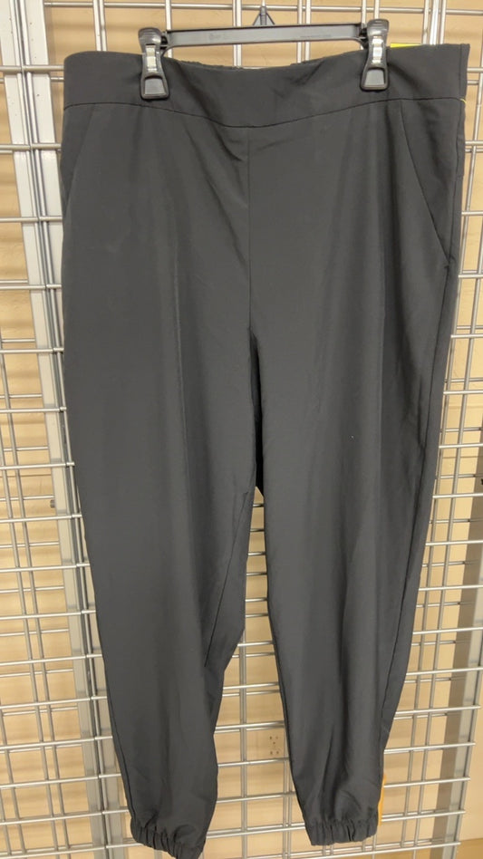All in Motion Pants Black