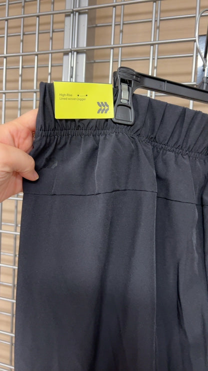 All in Motion Pants Black