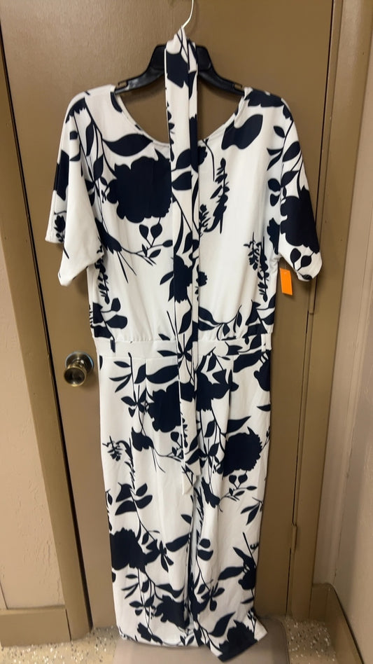Jumpsuit XL White with navy blue floral print