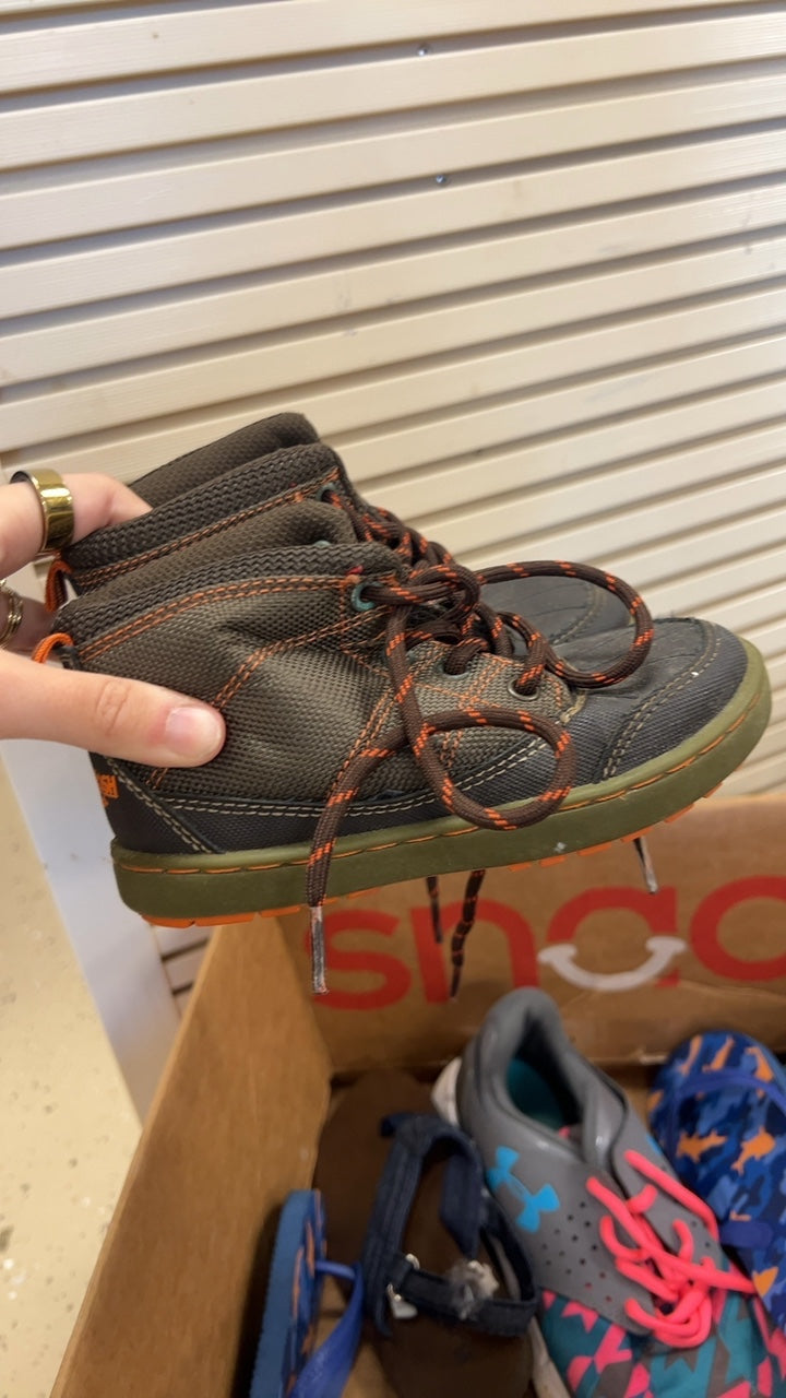 Sneakers Youth 10 Brown and orange
