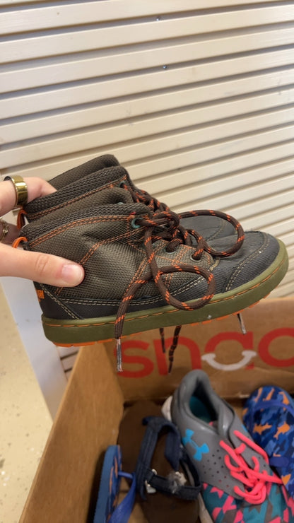 Sneakers Youth 10 Brown and orange